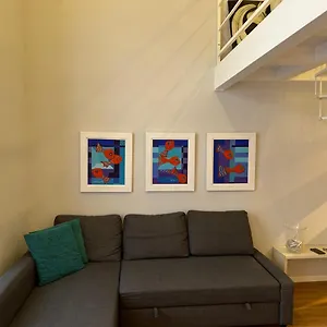 https://vicool-apartments-centro-storico-napoli.hotels-amalfi.com