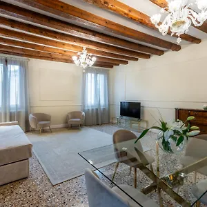 San Vio Palace Luxury Venedig