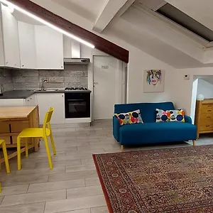 https://casa-gorla.italymilanhotels.net