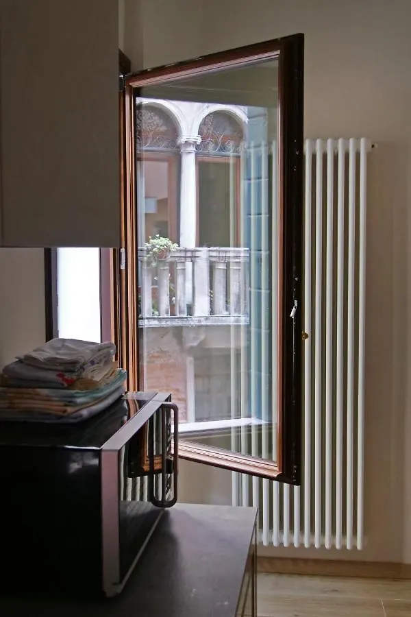 Apartment Appartamento Al Malibran Venice